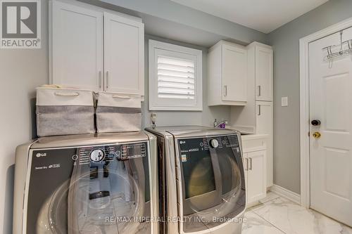 4718 Crystal Rose Drive, Mississauga, ON - Indoor Photo Showing Laundry Room