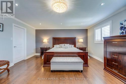 4718 Crystal Rose Drive, Mississauga, ON - Indoor Photo Showing Bedroom