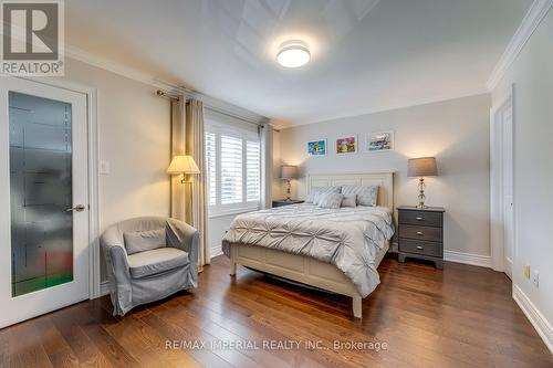 4718 Crystal Rose Drive, Mississauga, ON - Indoor Photo Showing Bedroom