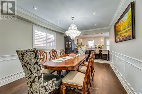 4718 Crystal Rose Drive, Mississauga, ON - Indoor Photo Showing Dining Room