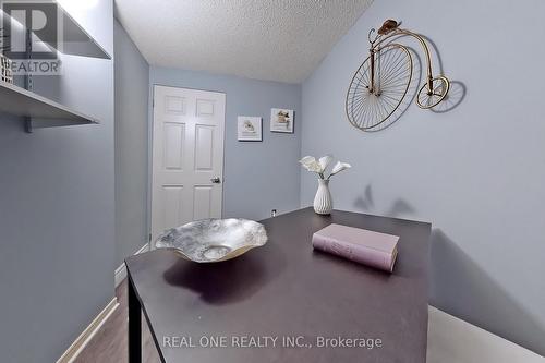 1960 Pimlico Court, Mississauga, ON - Indoor Photo Showing Other Room