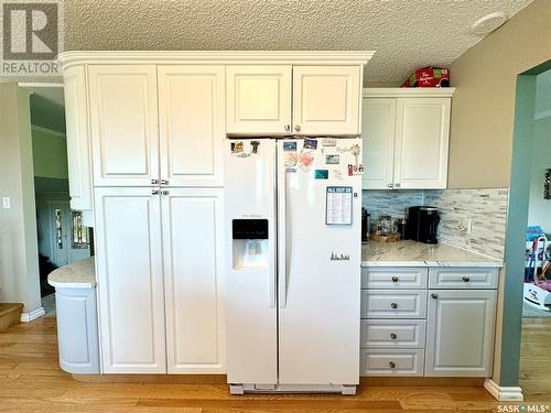 10008 5Th Avenue, North Battleford, SK - Indoor Photo Showing Kitchen