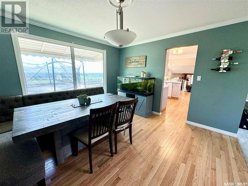 10008 5Th Avenue, North Battleford, SK - Indoor Photo Showing Dining Room