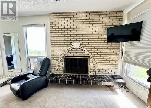 10008 5Th Avenue, North Battleford, SK - Indoor