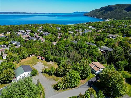 14 Brighton Place, Conception Bay South, NL 