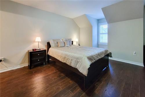 43 Sonoma Valley Crescent, Hamilton, ON - Indoor Photo Showing Bedroom