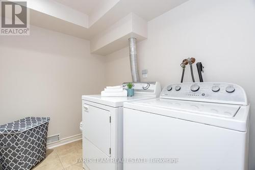 62 Silver Trail, Barrie, ON - Indoor Photo Showing Laundry Room
