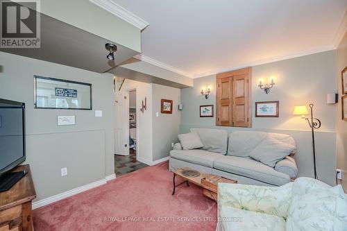 2230 - 2230 Marine Drive, Oakville, ON - Indoor Photo Showing Living Room