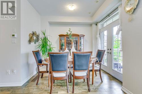 20 - 2435 Greenwich Drive, Oakville, ON - Indoor Photo Showing Dining Room