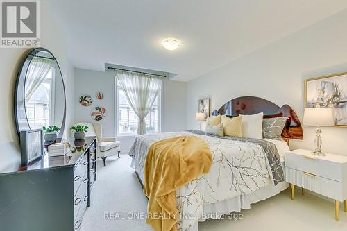 20 - 2435 Greenwich Drive, Oakville, ON - Indoor Photo Showing Bedroom