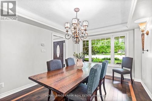 9 Gary Court, Clarington, ON - Indoor Photo Showing Dining Room