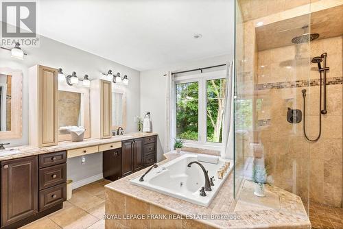 9 Gary Court, Clarington, ON - Indoor Photo Showing Bathroom