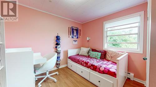 8 Vanier Street, St John'S, NL - Indoor Photo Showing Bedroom