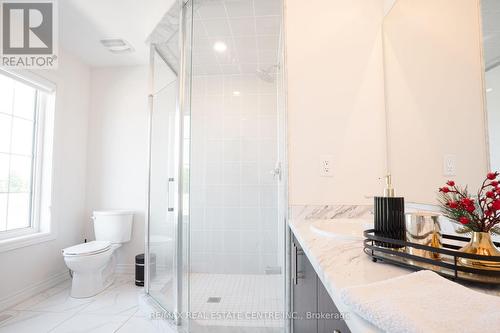 116 Durham Avenue, Barrie, ON - Indoor Photo Showing Bathroom