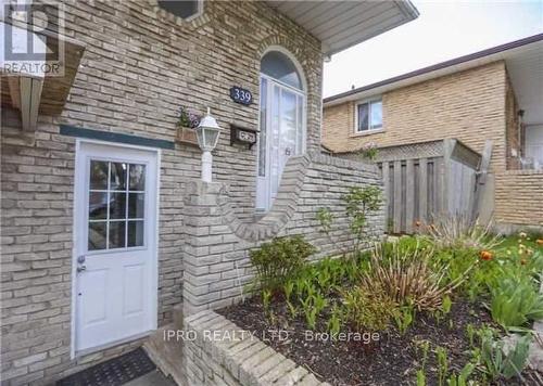 339 Hansen Road N, Brampton, ON - Outdoor