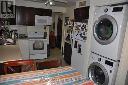 339 Hansen Road N, Brampton, ON - Indoor Photo Showing Laundry Room