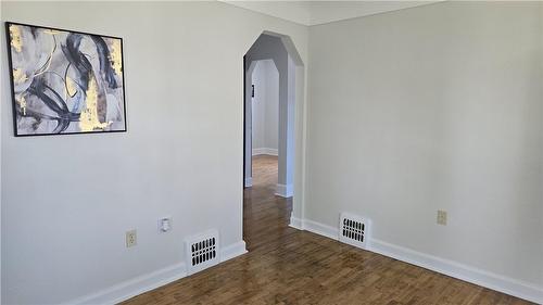 691 Upper James Street, Hamilton, ON - Indoor Photo Showing Other Room