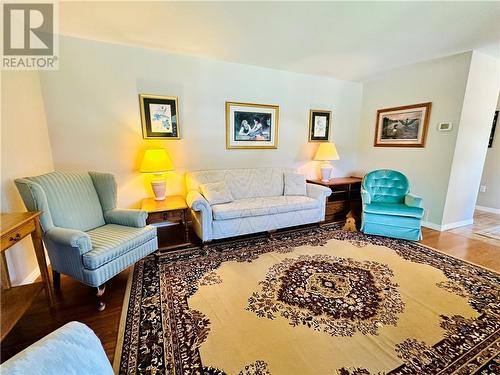 3A Meredith Street, Gore Bay, Manitoulin Island, ON - Indoor Photo Showing Living Room