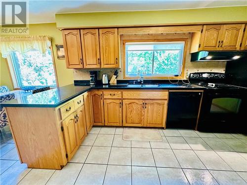 15 Gore Street, Gore Bay, Manitoulin Island, ON - Indoor Photo Showing Kitchen With Double Sink