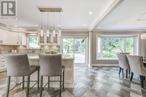 42 Holmcrest Trail, Toronto, ON - Indoor Photo Showing Kitchen With Double Sink With Upgraded Kitchen