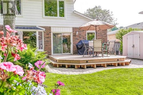 42 Holmcrest Trail, Toronto, ON - Indoor Photo Showing Garage