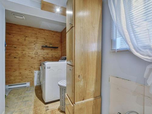 Bathroom - 740 Ch. St-Jean, Sainte-Marie-Salomé, QC - Indoor Photo Showing Laundry Room