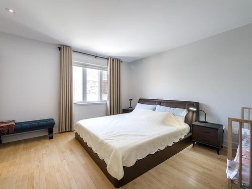 Master bedroom - 16 Av. Des Sommets, Montréal (Verdun/Île-Des-Soeurs), QC 