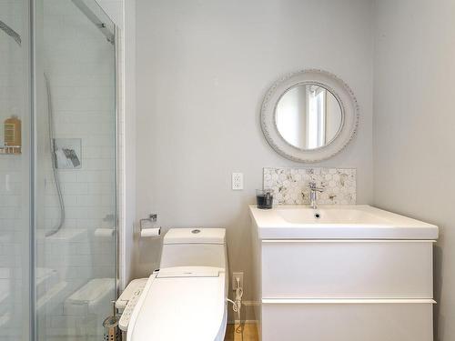 Ensuite bathroom - 16 Av. Des Sommets, Montréal (Verdun/Île-Des-Soeurs), QC 