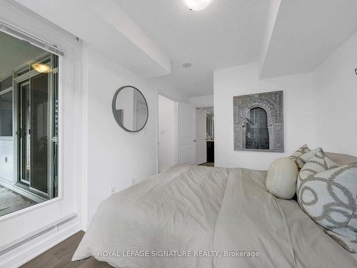 508-35 Bastion St, Toronto, ON -  Photo Showing Bedroom