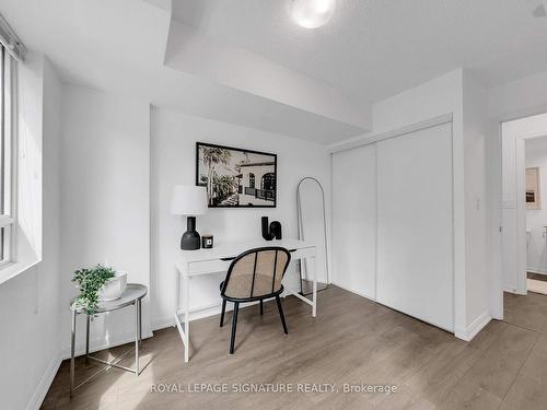 508-35 Bastion St, Toronto, ON - Indoor Photo Showing Other Room