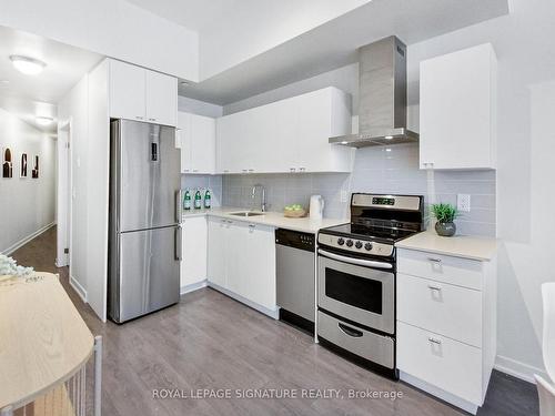 201-51 East Liberty St, Toronto, ON - Indoor Photo Showing Kitchen