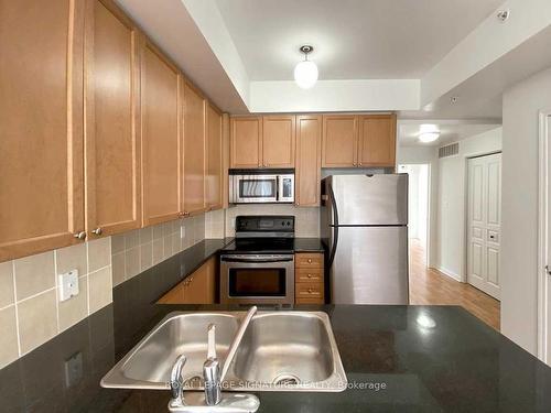 2-88 Carr St, Toronto, ON - Indoor Photo Showing Kitchen With Double Sink