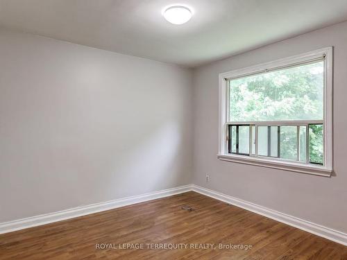 2563 Kingston Rd, Toronto, ON - Indoor Photo Showing Other Room