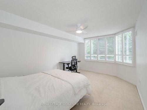 207-1271 Walden Circ, Mississauga, ON - Indoor Photo Showing Bedroom