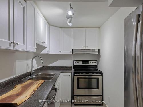 2 Farningham Cres, Toronto, ON - Indoor Photo Showing Kitchen With Double Sink