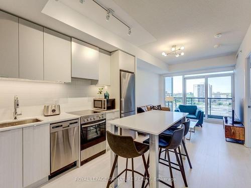 703-10 Gibbs Rd, Toronto, ON - Indoor Photo Showing Kitchen With Upgraded Kitchen