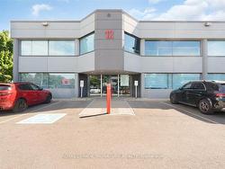 B12-202-2600 Skymark Ave W  Mississauga, ON L4W 4B2