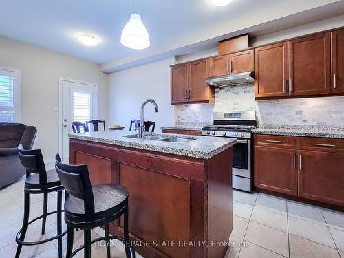 43 Sonoma Valley Cres, Hamilton, ON - Indoor Photo Showing Kitchen With Double Sink