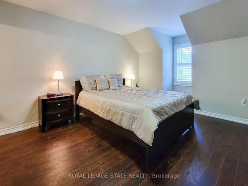43 Sonoma Valley Cres, Hamilton, ON - Indoor Photo Showing Bedroom