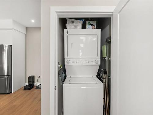 611-967 Whirlaway Cres, Langford, BC - Indoor Photo Showing Laundry Room