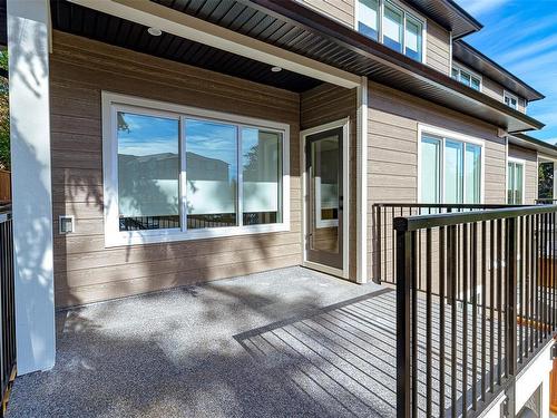 960/962 Loch Glen Pl, Langford, BC - Outdoor With Deck Patio Veranda With Exterior