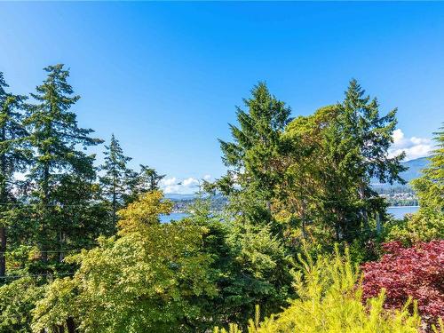 3335 Stephenson Point Rd, Nanaimo, BC 