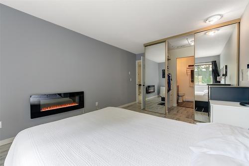 106-1765 Leckie Road, Kelowna, BC - Indoor Photo Showing Bedroom