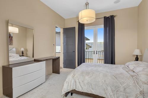 3237 Malbec Crescent, West Kelowna, BC - Indoor Photo Showing Bedroom