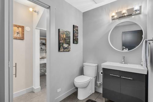 3237 Malbec Crescent, West Kelowna, BC - Indoor Photo Showing Bathroom