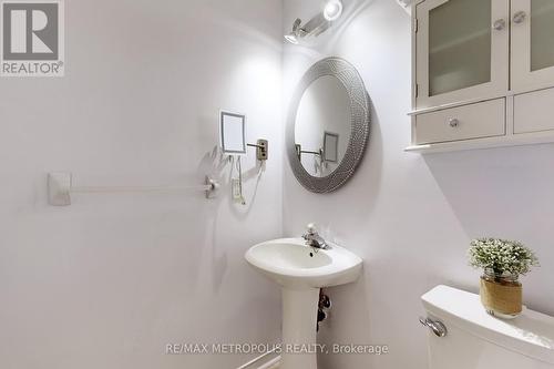 6579 Jazzy Mews, Mississauga (Meadowvale), ON - Indoor Photo Showing Bathroom