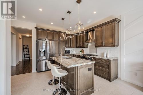 7 Newbrook Street, Brant (Paris), ON - Indoor Photo Showing Kitchen With Upgraded Kitchen