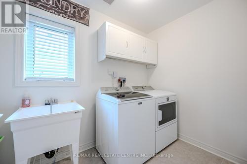 7 Newbrook Street, Brant (Paris), ON - Indoor Photo Showing Laundry Room