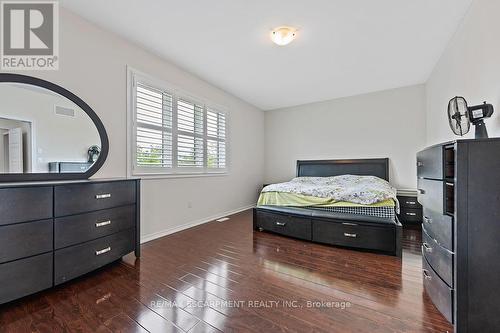 17 Larry Crescent, Haldimand, ON - Indoor Photo Showing Bedroom