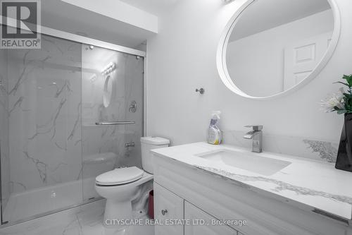 3282 Scotch Pine Gate, Mississauga, ON - Indoor Photo Showing Bathroom